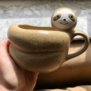 Cute sloth mug Urban Outfitters